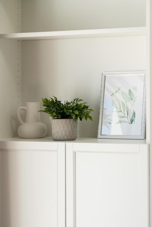 Apartamento White Elegance With Ac & Free Garage By Renters Poznań